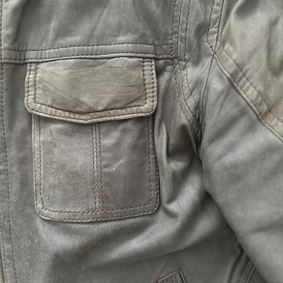 Men's Brown Leather Jacket - Picture 3 of 5